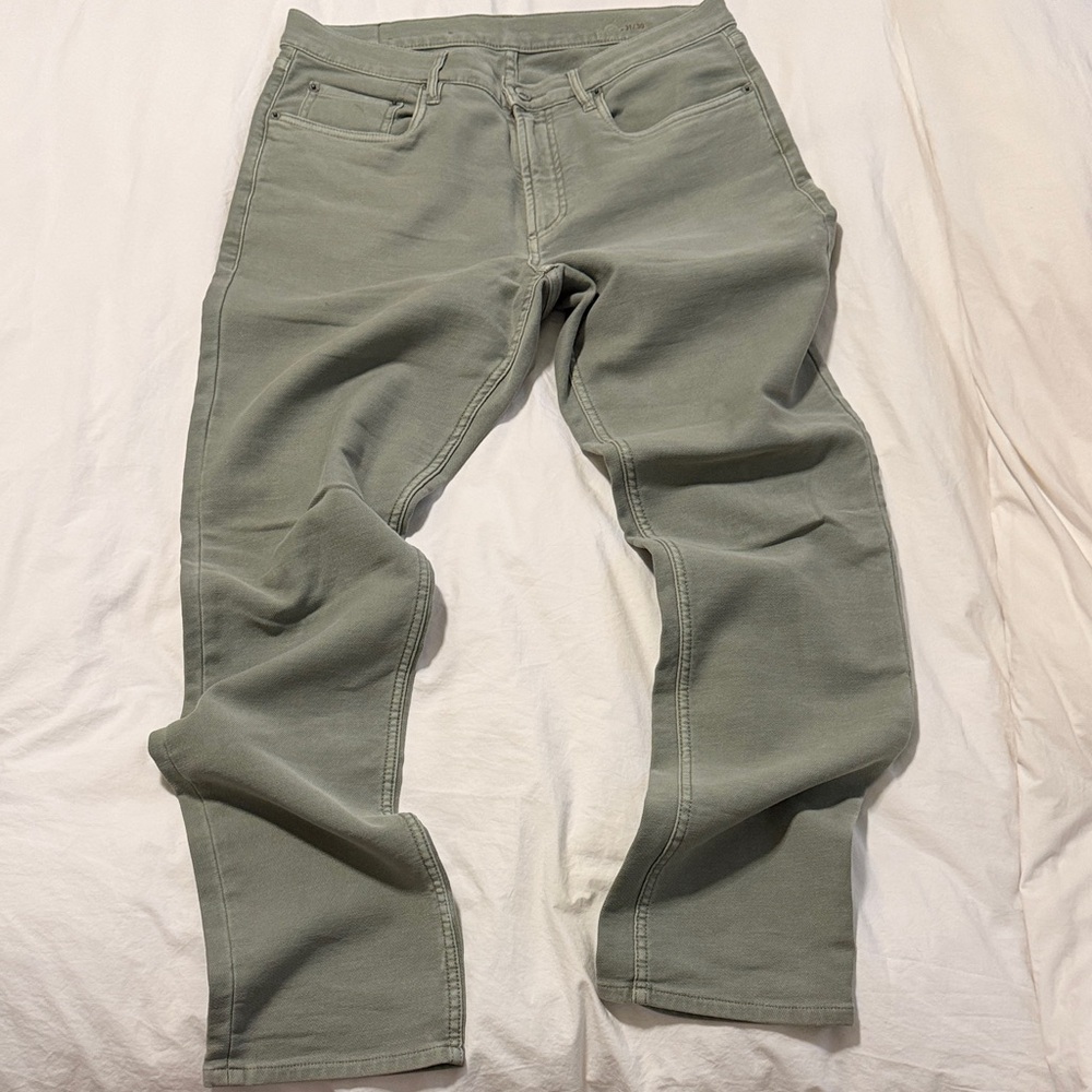 Faherty Men's Sage Green Straight Jeans